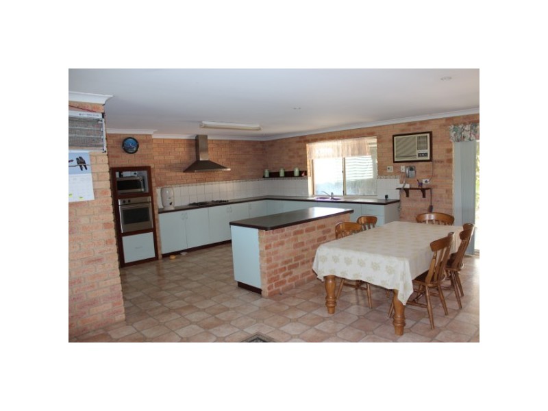 468 Chapman Rd East, East Chapman WA 6532