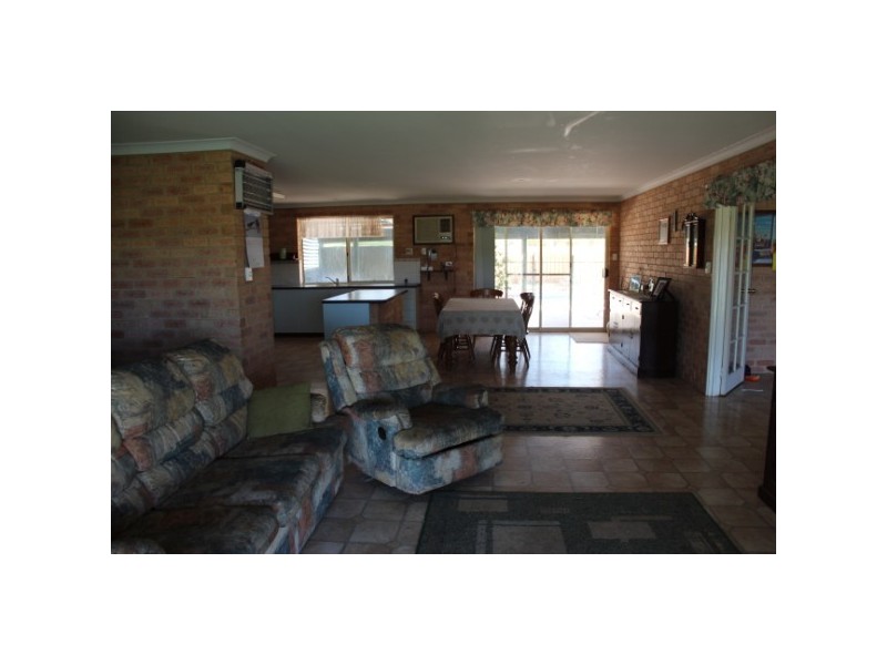 468 Chapman Rd East, East Chapman WA 6532