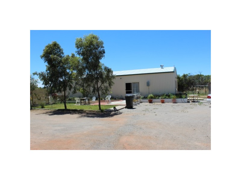 468 Chapman Rd East, East Chapman WA 6532