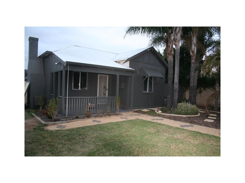 290A Seventh Street, Geraldton WA 6530