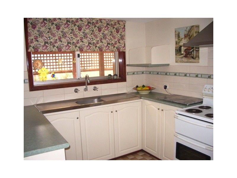 2 Amalda Place, Sunset Beach WA 6530