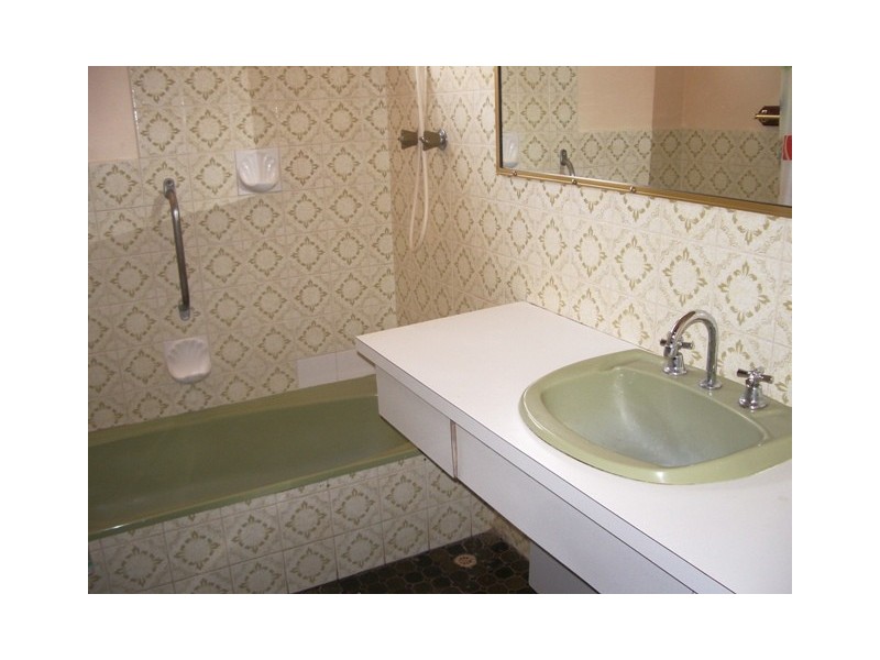 2 Amalda Place, Sunset Beach WA 6530