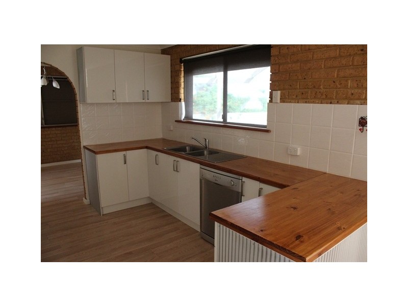 21 Whitworth Drive, Sunset Beach WA 6530