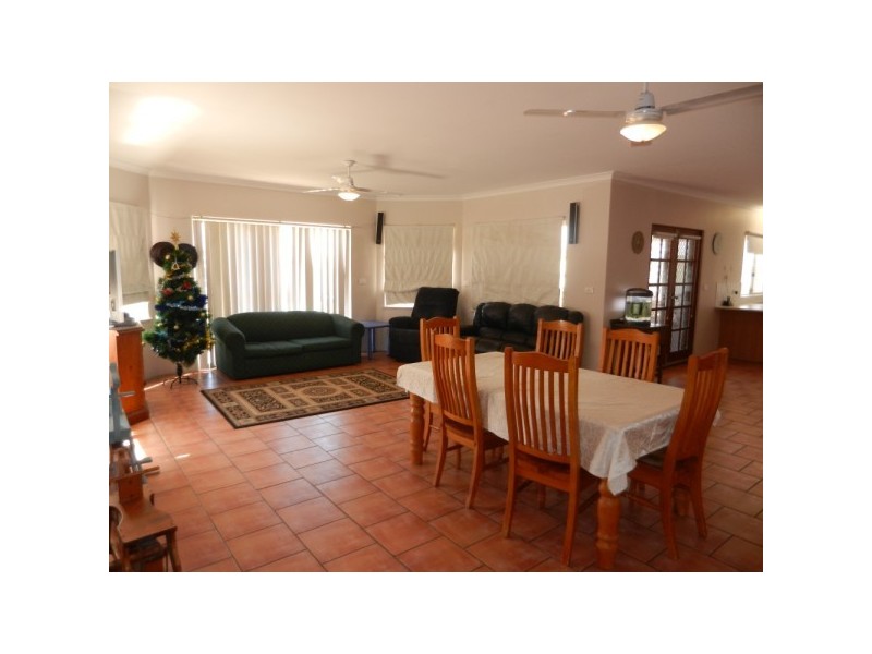 5 Roding Court, Deepdale WA 6532