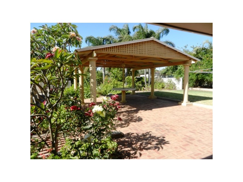 25 Chapman Valley Road, Glenfield WA 6532