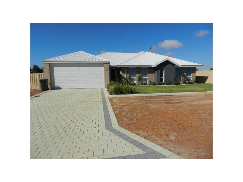 13 Rosa Park Boulevard, Webberton WA 6530