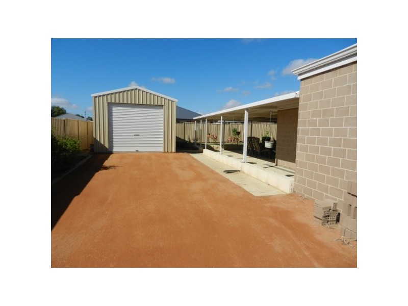 13 Rosa Park Boulevard, Webberton WA 6530