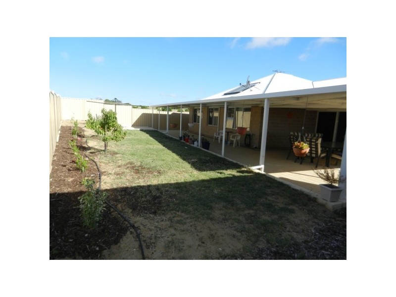 13 Rosa Park Boulevard, Webberton WA 6530