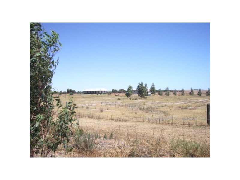 4 Meadow Lane, Walkaway WA 6528