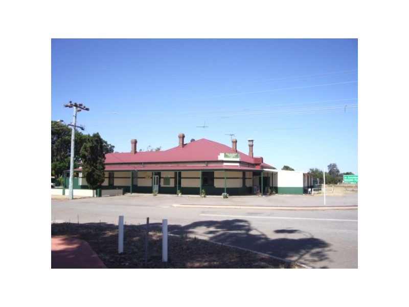 4 Meadow Lane, Walkaway WA 6528