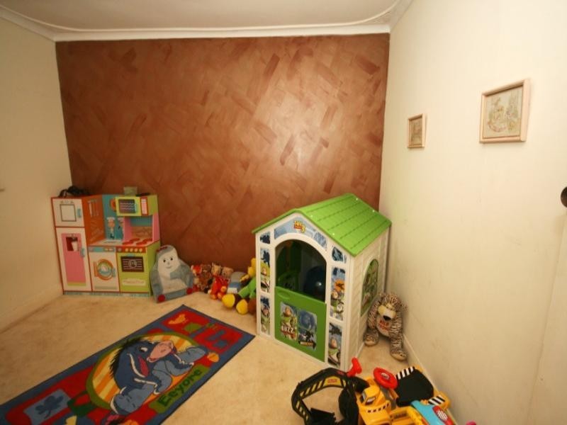 257 First Street, Wonthella WA 6530