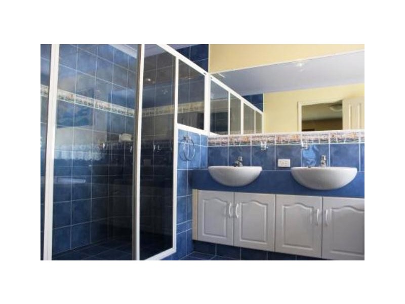 5 Dante Tarn, Wandina WA 6530