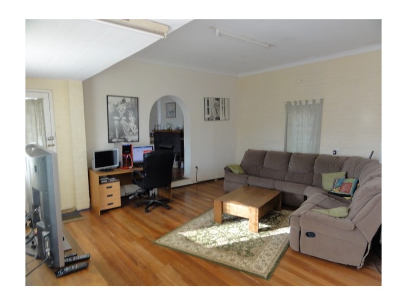 188 Durlacher Street, Geraldton WA 6530