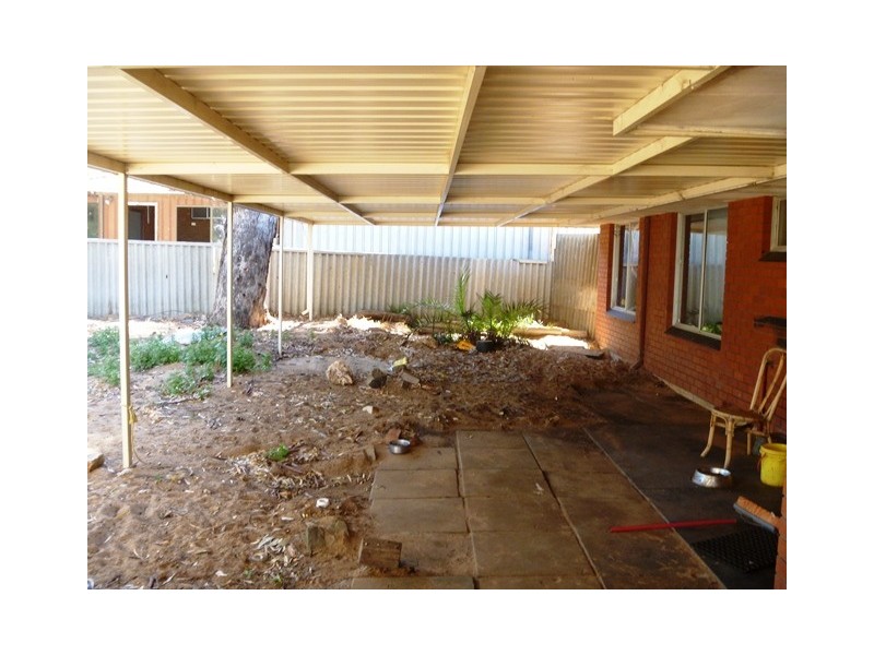 4 Hardman Road, Rangeway WA 6530