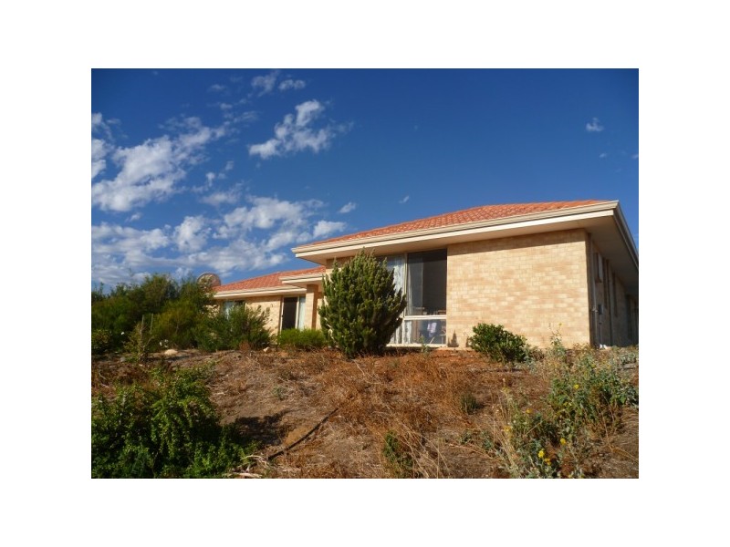 40 African Reef BVD, Greenough WA 6532