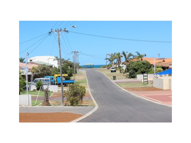 18 Brighton Close, Tarcoola Beach WA 6530