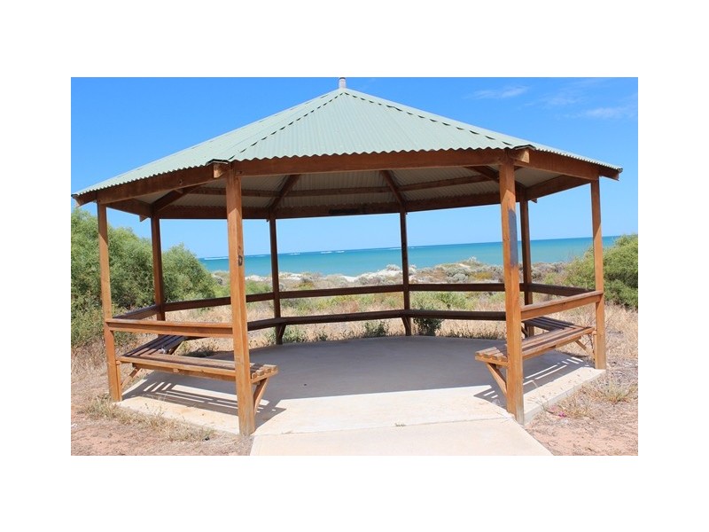 18 Brighton Close, Tarcoola Beach WA 6530