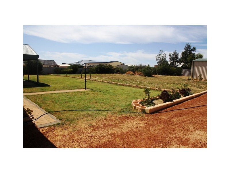 36 Tersonia Way, Strathalbyn WA 6530