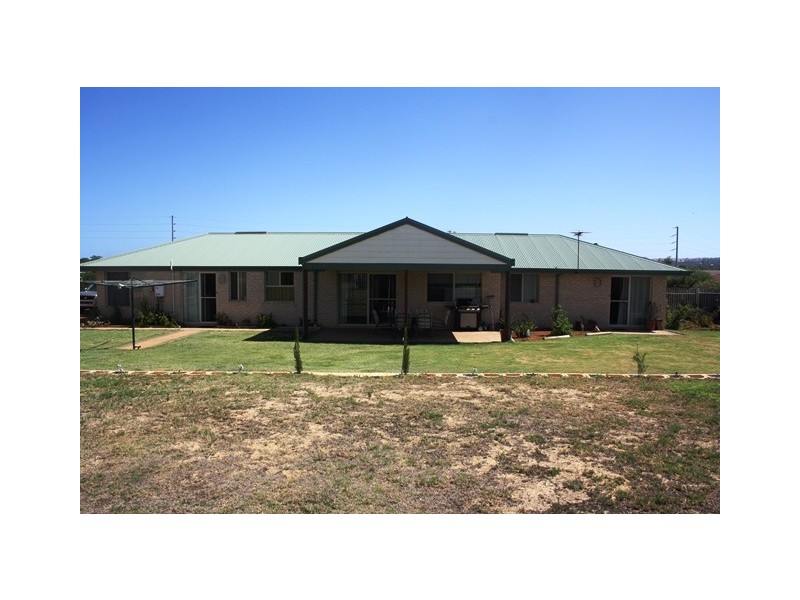 36 Tersonia Way, Strathalbyn WA 6530