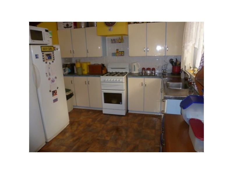 81  Kenny, Rangeway WA 6530