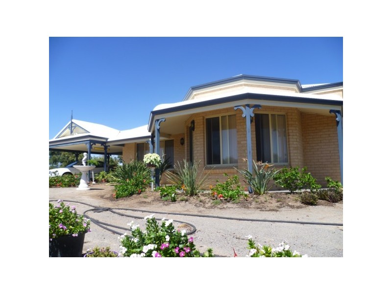 12 Meadowcroft, Rudds Gully WA 6532