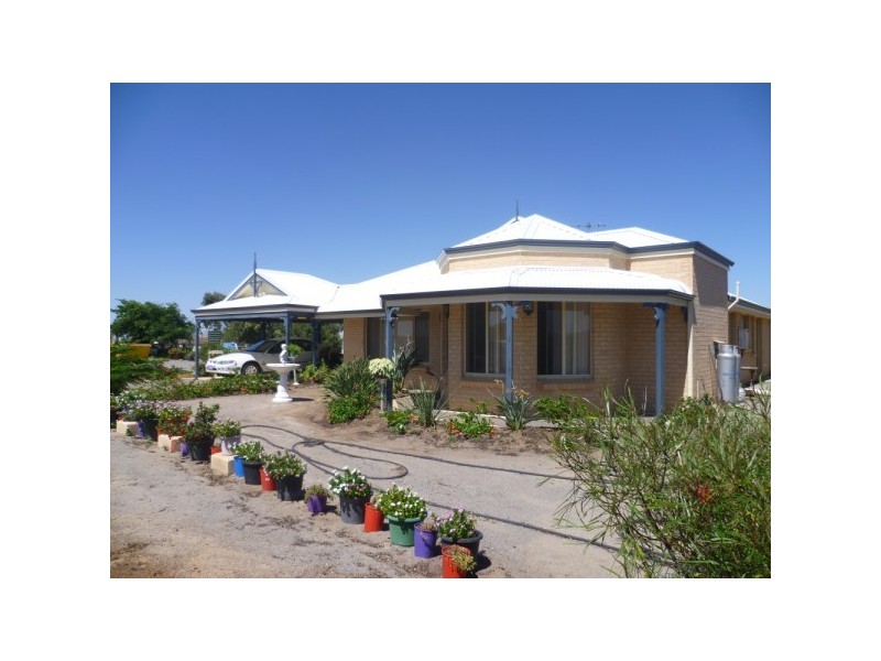 12 Meadowcroft, Rudds Gully WA 6532
