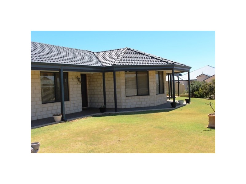 6 Clara Court, Wandina WA 6530