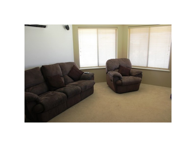 6 Clara Court, Wandina WA 6530