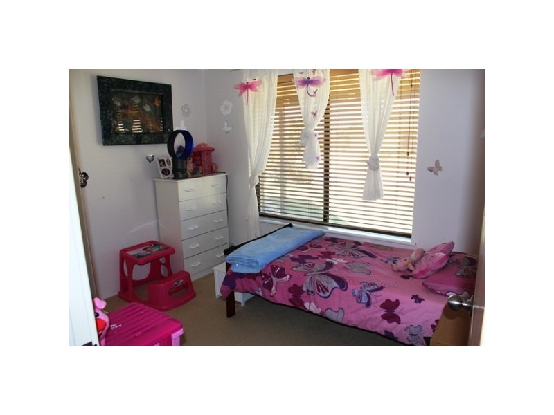 6 Clara Court, Wandina WA 6530