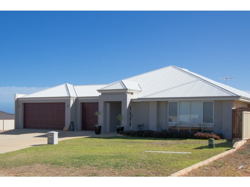 43 Reef Boulevard, Drummond Cove WA 6532