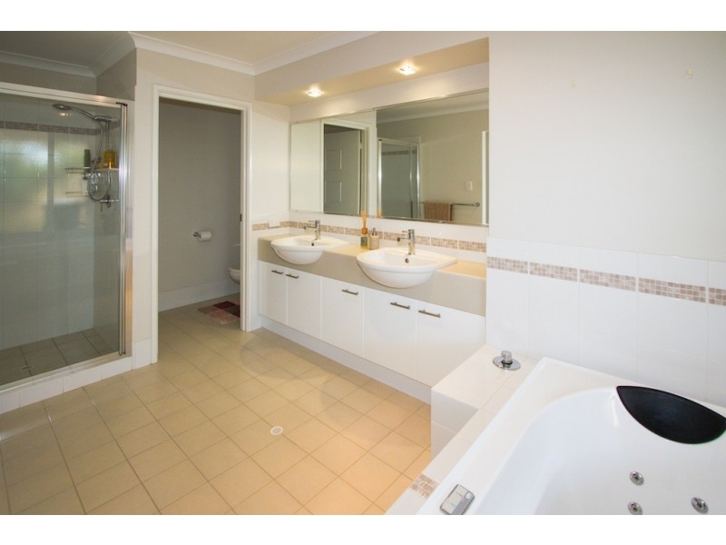 43 Reef Boulevard, Drummond Cove WA 6532