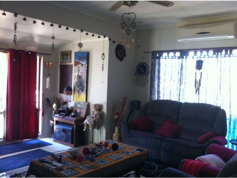 3 Erica Street, Rangeway WA 6530