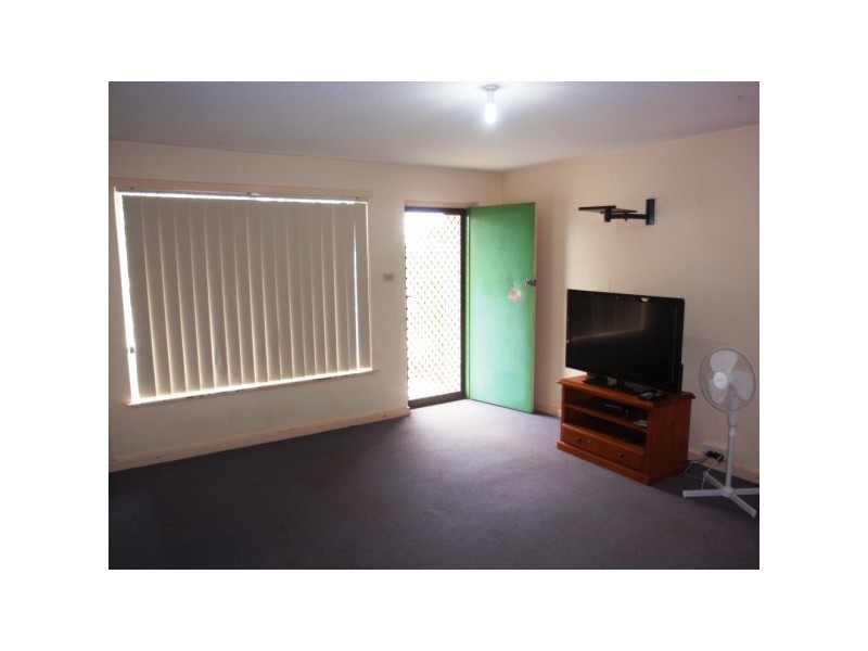 3/141 Augustus Street, Geraldton WA 6530