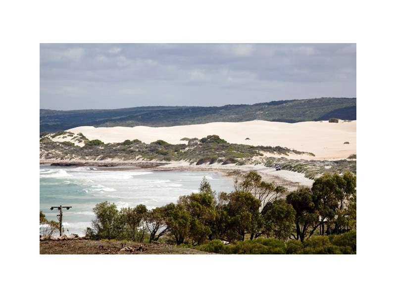 22 Stillwater Avenue, Drummond Cove WA 6532