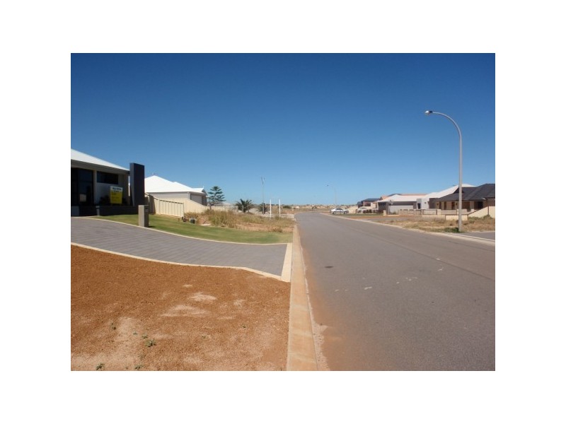 169 Glenfield Beach Drive, Glenfield WA 6532