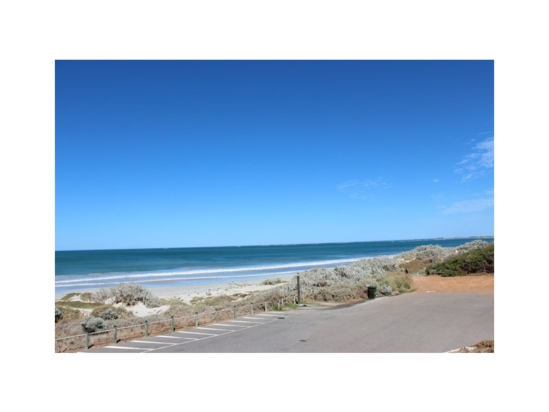 12A penzance Way, Tarcoola Beach WA 6530