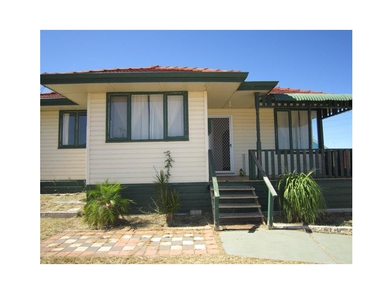 4 Erica Street, Rangeway WA 6530