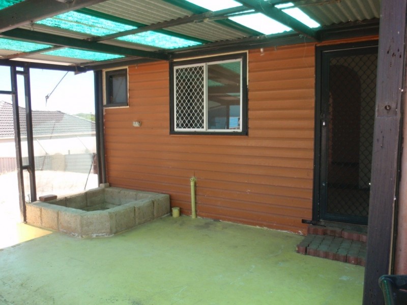 4 Erica Street, Rangeway WA 6530