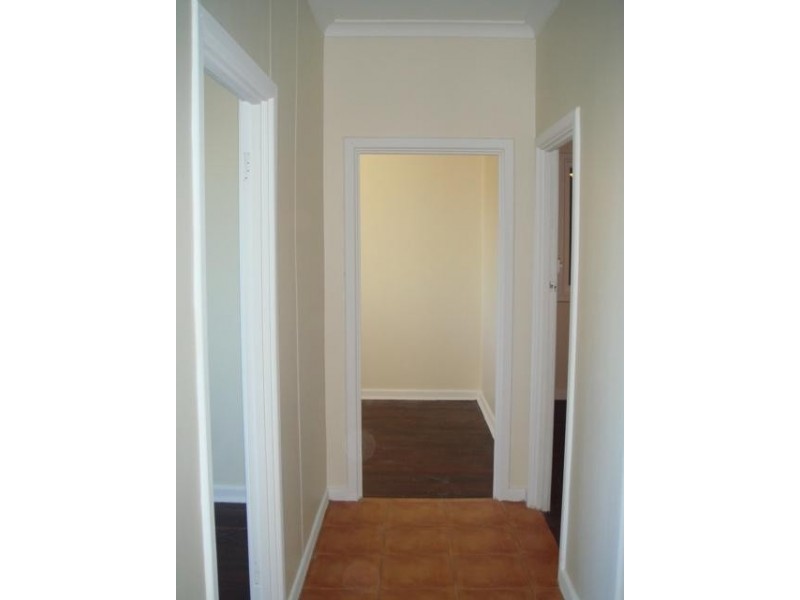 4 Erica Street, Rangeway WA 6530