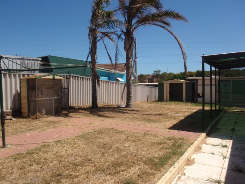 4 Erica Street, Rangeway WA 6530