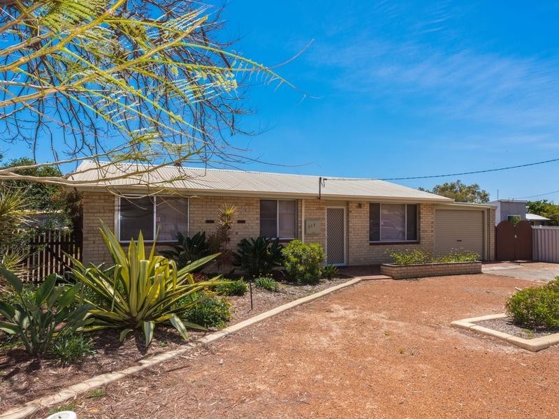 217 Fourth Street, Wonthella WA 6530