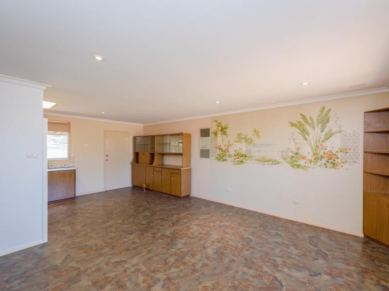 217 Fourth Street, Wonthella WA 6530