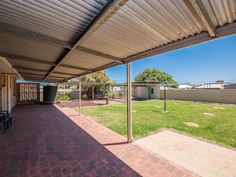 217 Fourth Street, Wonthella WA 6530