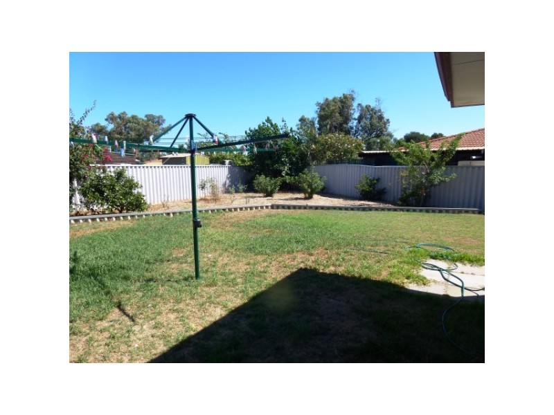 6 Jacob Place, Karloo WA 6530