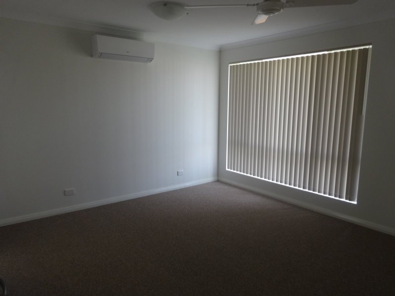 30 Nerrel Street, Waggrakine WA 6530