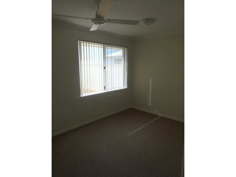 30 Nerrel Street, Waggrakine WA 6530