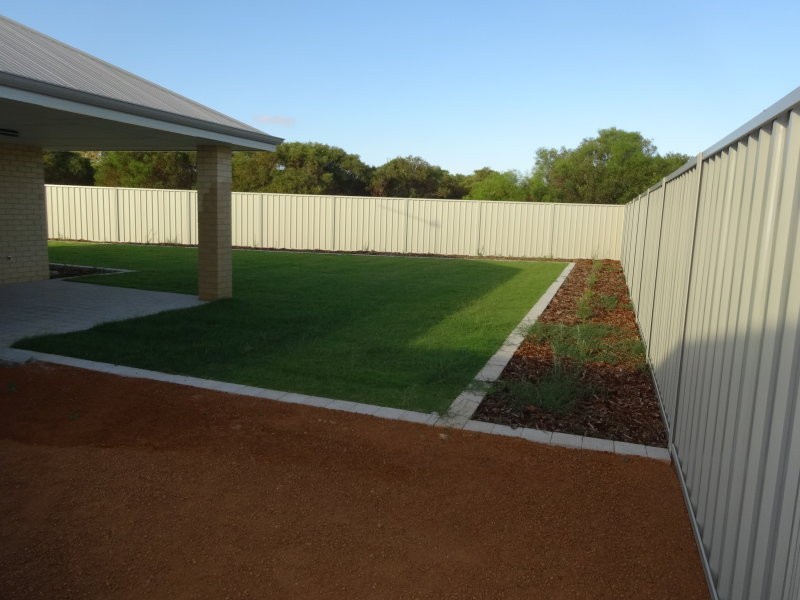 30 Nerrel Street, Waggrakine WA 6530