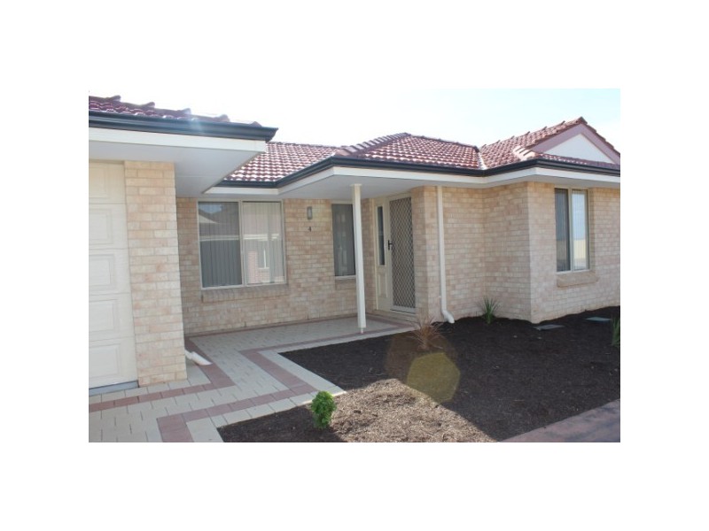 4/39 Mark Way, Wandina WA 6530