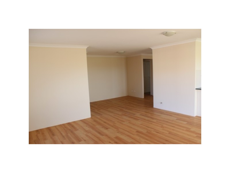 4/39 Mark Way, Wandina WA 6530