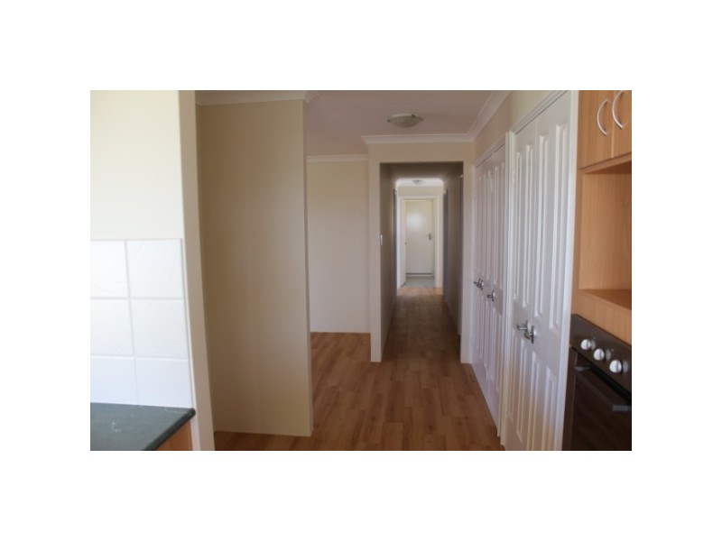 4/39 Mark Way, Wandina WA 6530